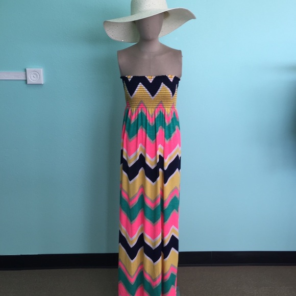 " Last One" Boutique Multi Colored Maxi Dress - Picture 3 of 3