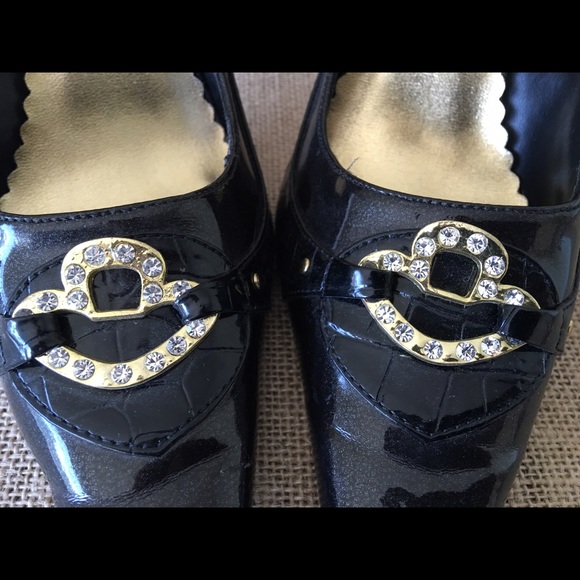 Spicy Shoes- Size 8 - Picture 2 of 4