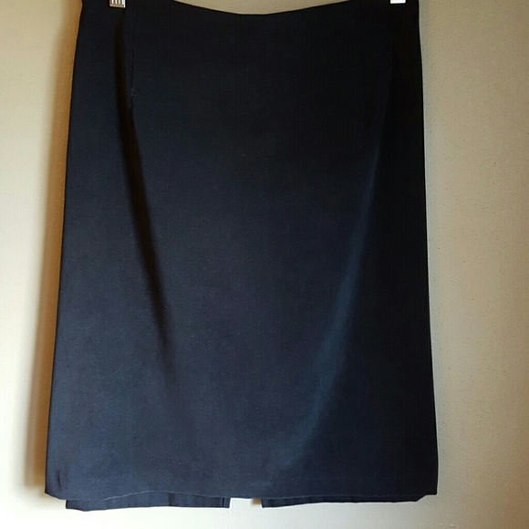 Dress Barn Size 22 Black Skirt