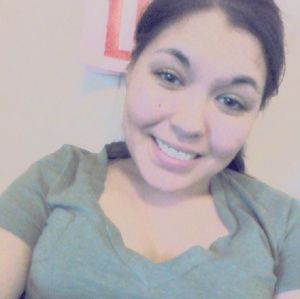 Meet your Posher, Jolane