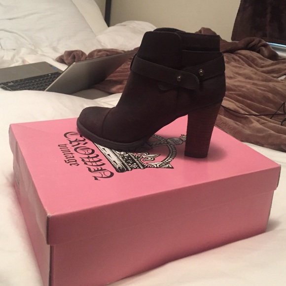Crown Vintage Booties
