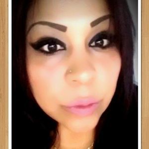 Meet your Posher, Mayra