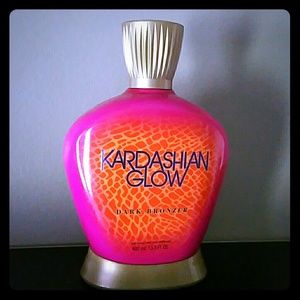 Kardashian Glow *New*