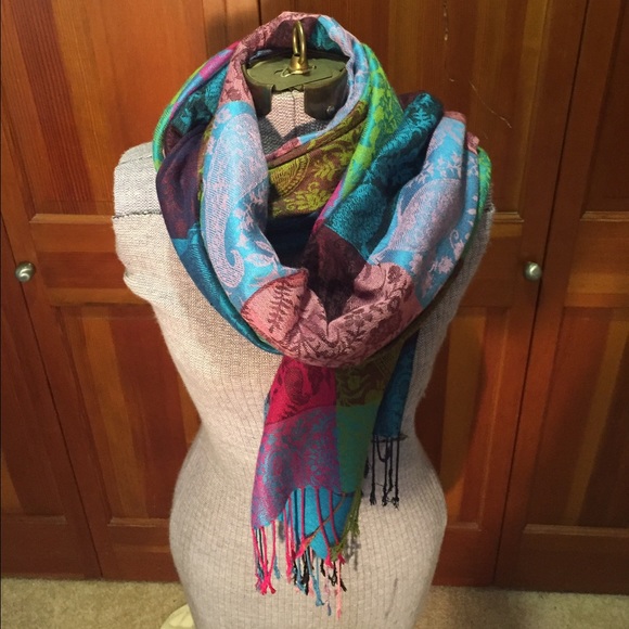 Accessories - Scarf/Shawl from Istanbul FREE WITH PURCHASE