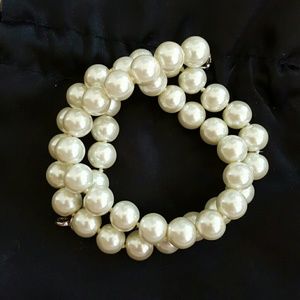Pearl necklace