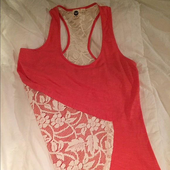 🚫SOLD🚫 Coral Roxy lace back tank top.