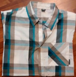 NWOT Men's Oakley Short-Sleeved Shirt