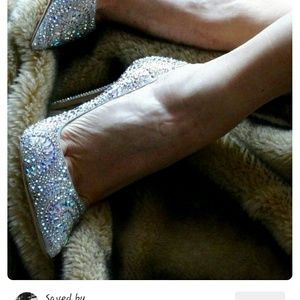 Meet your Posher, Chrystal