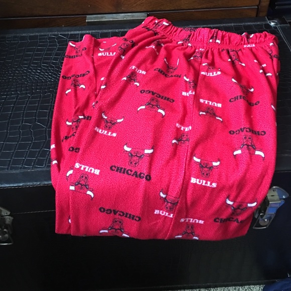 Boys size 10-12 Chicago Bulls pajama pants