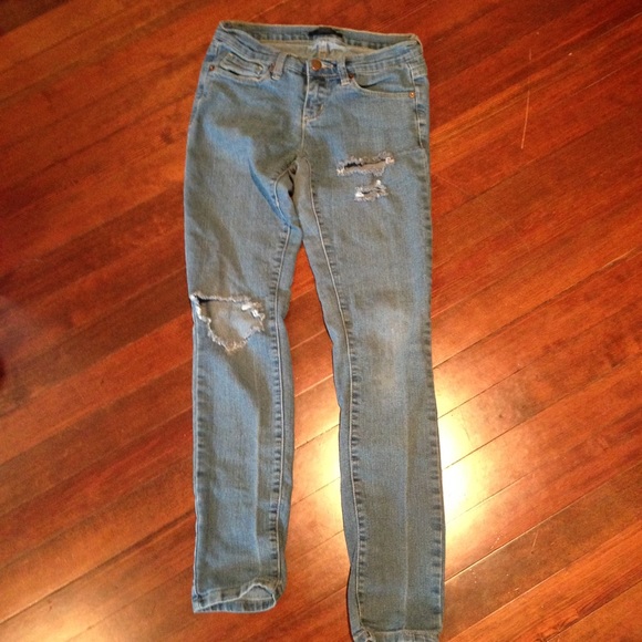 Forever 21 light wash jeans
