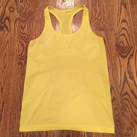 Lululemon tank top (size 8)