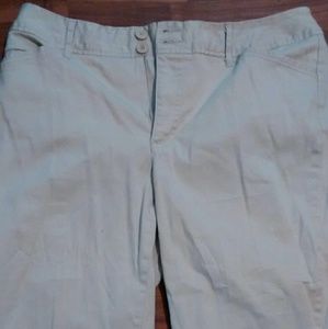 St. John's Bay Capris