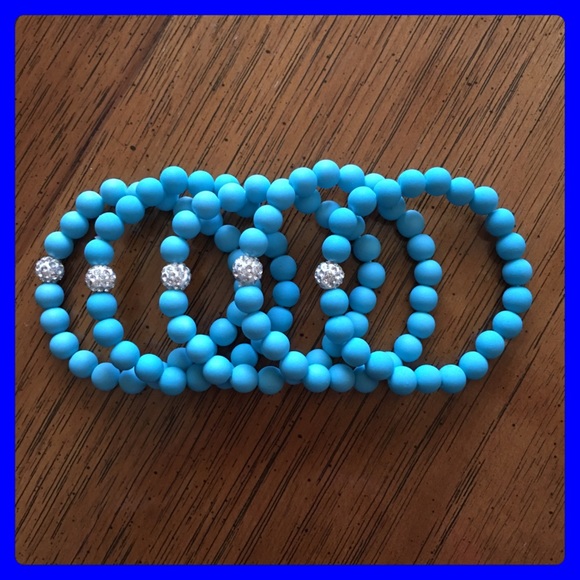 SOLD OUT!🌟Blue Crystal Ball Bracelets🌟 - Picture 3 of 4