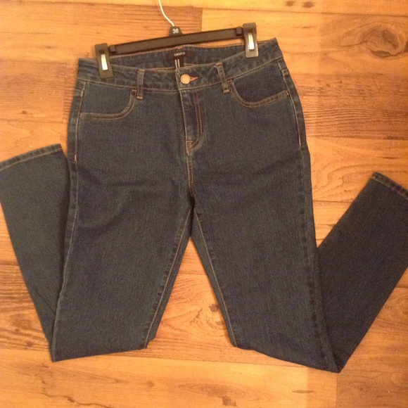 Forever 21 Skinny Jeans Size 28 👖