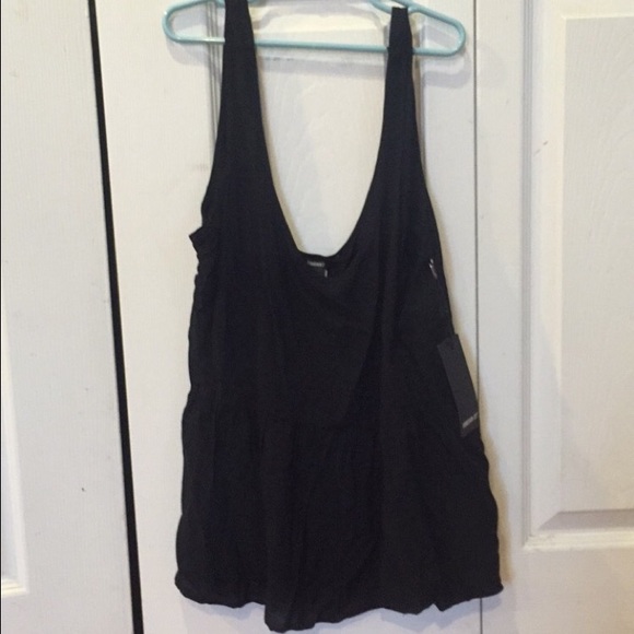 Loose fit Forever 21 peplum top