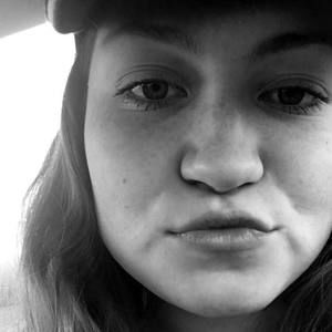 Meet your Posher, Caitlyn