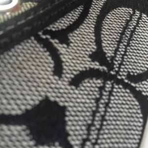 Meet your Posher, Ariana