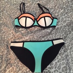 Triangl Bikini