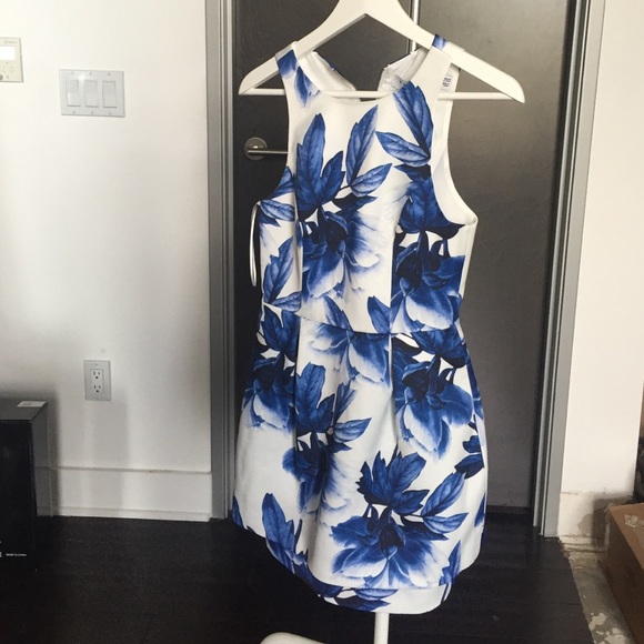 Keepsake counter attach dress