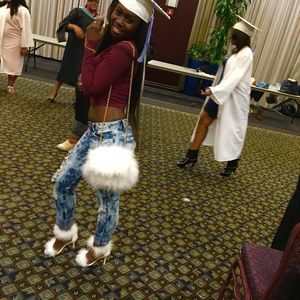 Meet your Posher, Charisma