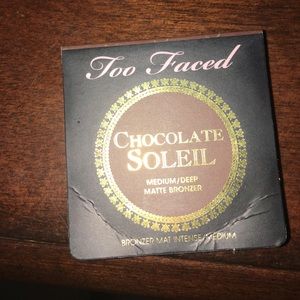 Too faced: chocolate soleil medium/dark bronzer