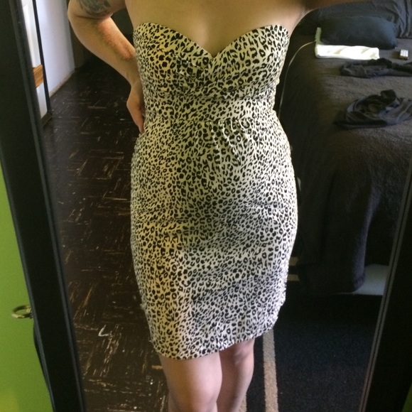 Leopard print  rockabilly/pinup/wiggle dress