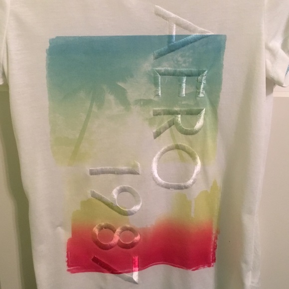 Aeropostale Shirt - Picture 2 of 4