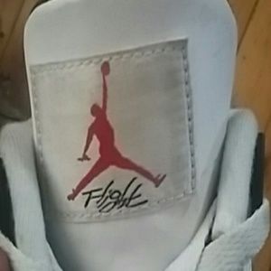 Meet your Posher, Gary