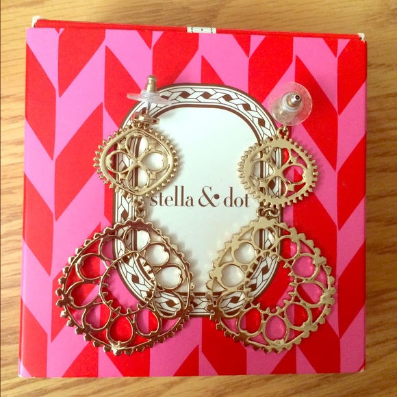 Stella & Dot earrings