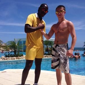 Meet your Posher, Zachary