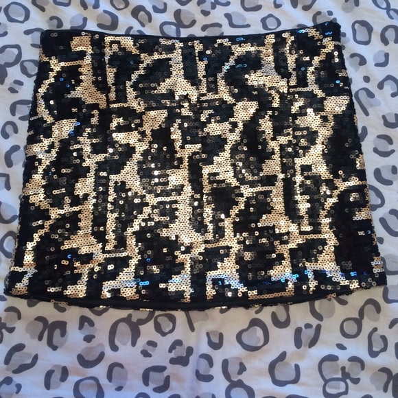 Sequin skirt