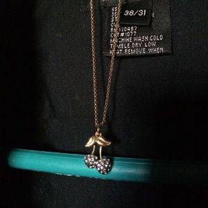 Juicy cherry necklace