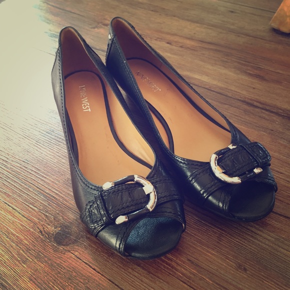 NWOT Nine West Peep Toe Wedges