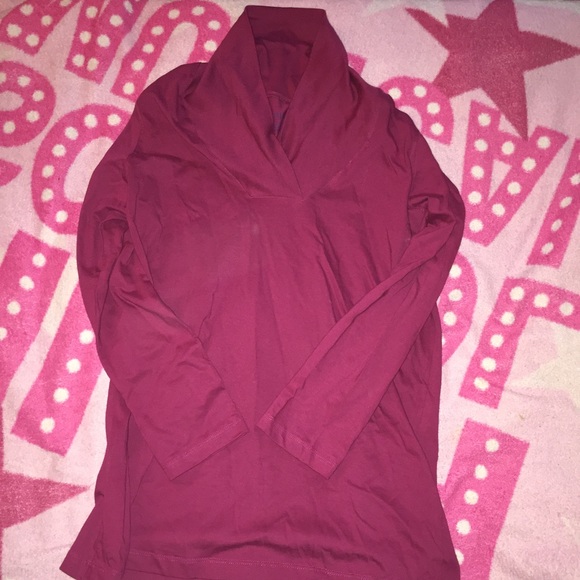 High collar sweater