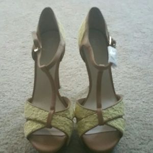 Classy platform sandal