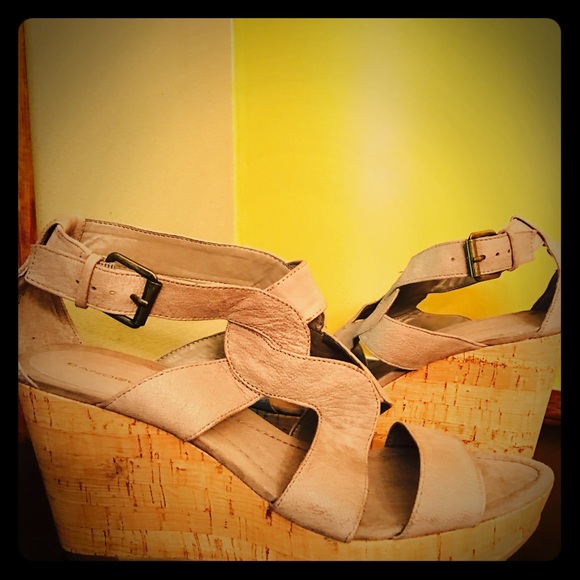 Bandolino Shoes - Wedge sandals