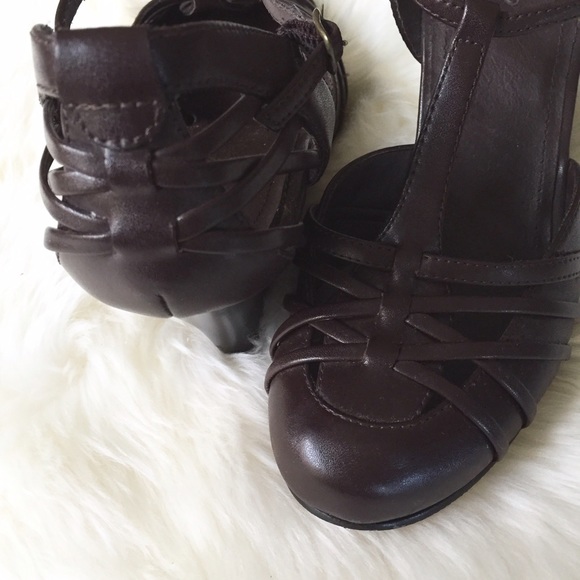 Mossimo Supply Co. Shoes - Brown Wedge Pumps | Mossimo Mossimo Supply Co. Shoes - Brown Wedge Pumps | Mossimo