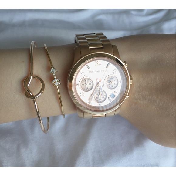 Gold Twisted Knot Bangle Bracelet - Picture 2 of 2