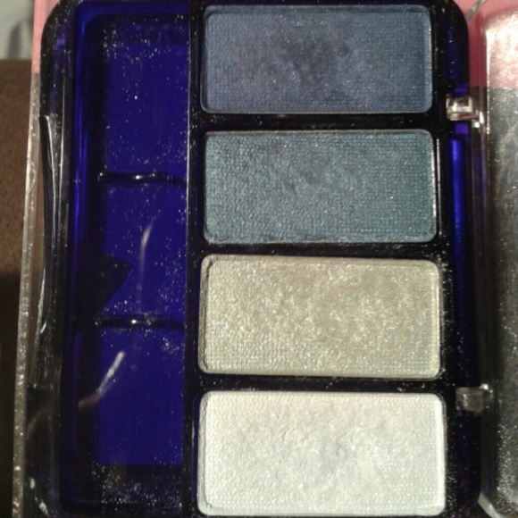 Eyeshadow bundle - Picture 3 of 4