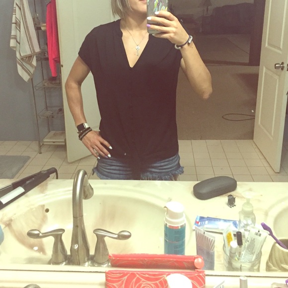 NY&Co button front tie tee