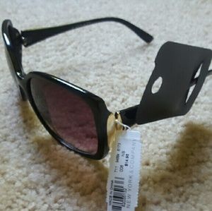 New York and CO sunglasses BNWT