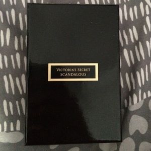 Victoria's Secret Scandalous necklace