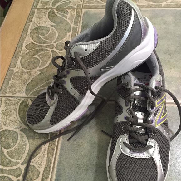 New Balance 665 women's walking shoes.