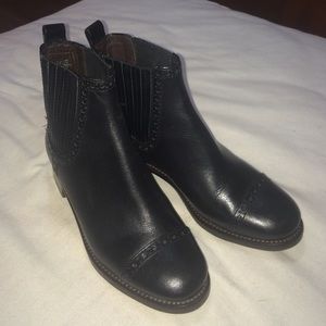 Tory Burch Chelsea boots