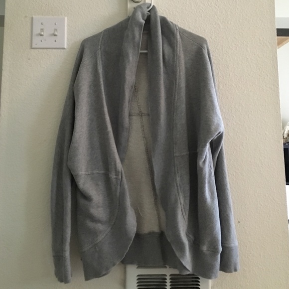 Oversize grey open-front sweater