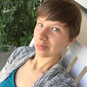 Meet your Posher, Abby