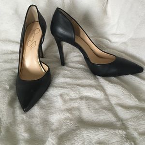 Jessica Simpson 'Claudette' Pumps 👠👠