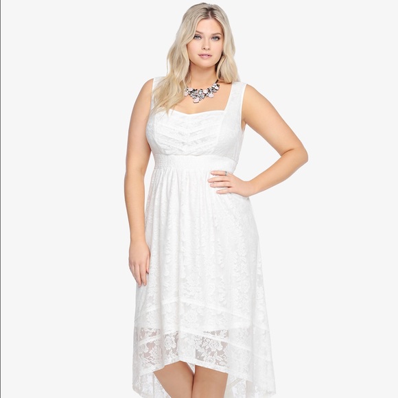 Size 3 ivory lace inset hi lo dress
