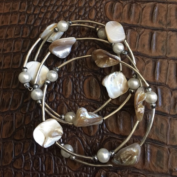 Shell & Costume Pearl Silver Wrap Bead Bracelet - Picture 1 of 4