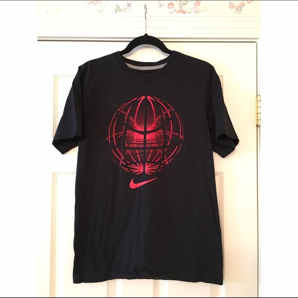 Nike Shirt Bundle - Picture 2 of 4